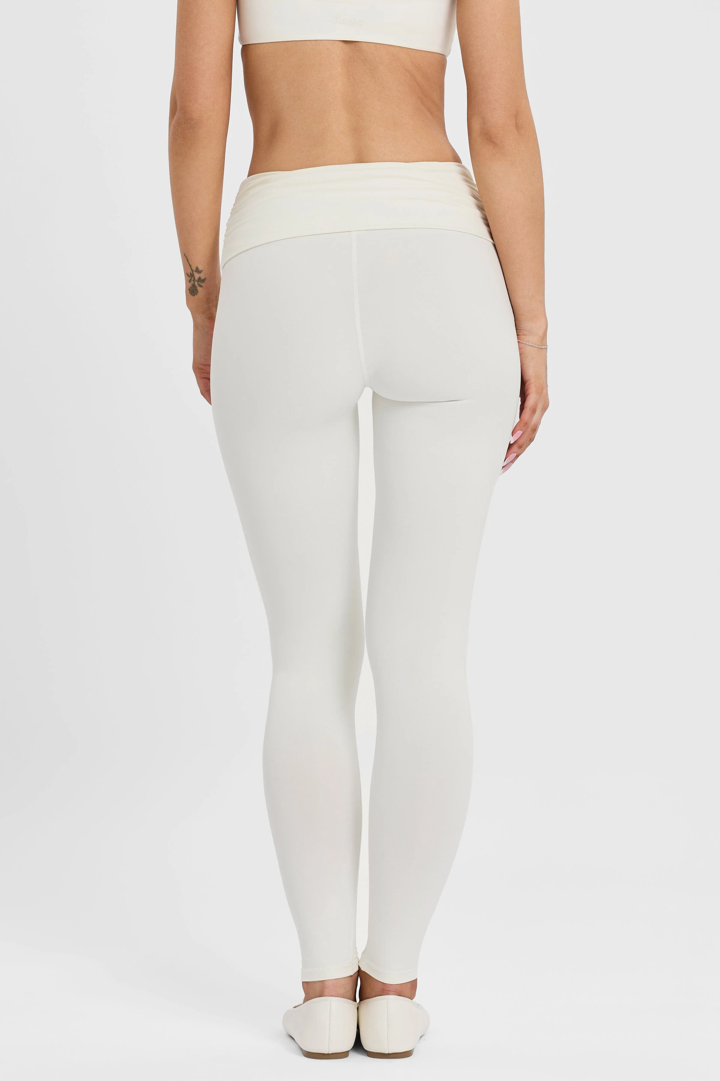 Body Butter™ Twist Legging - Image 3