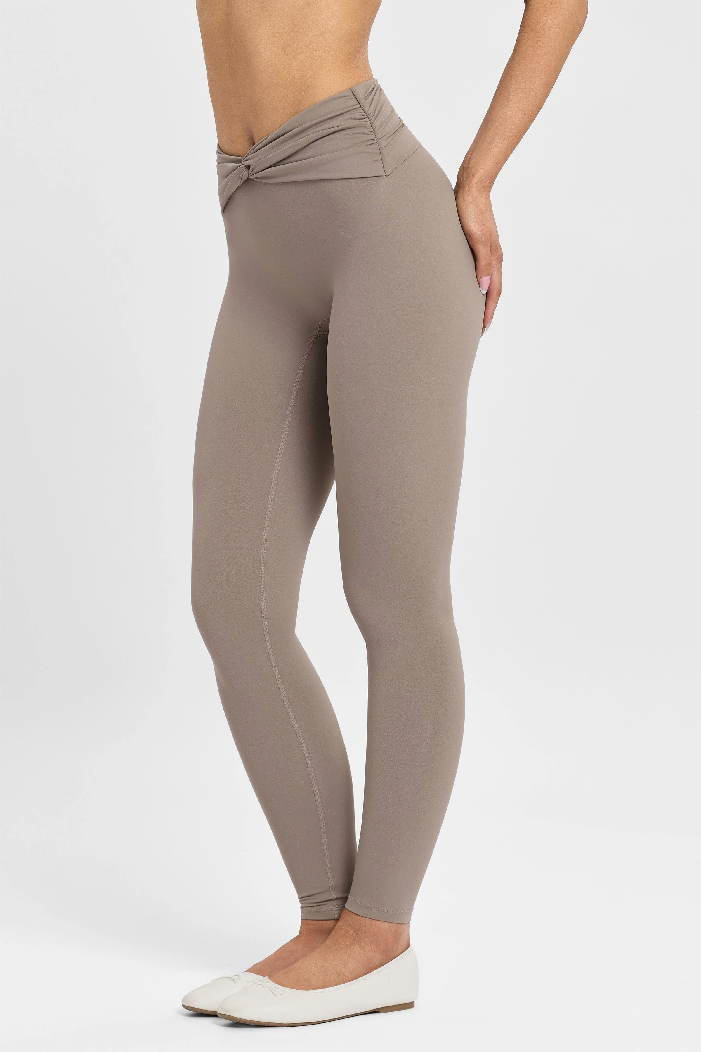 Body Butter™ Twist Legging - Image 4